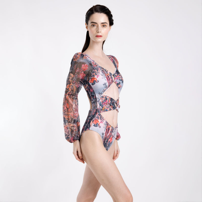 VINTAGE LONG SLEEVED