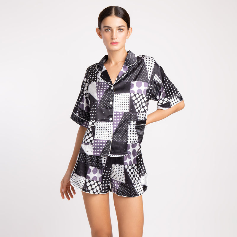 BLACK & WHITE DOTTED SHORT