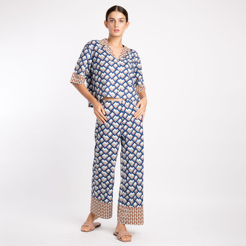 BRICKS FLOWING PRINTED PANTS SET